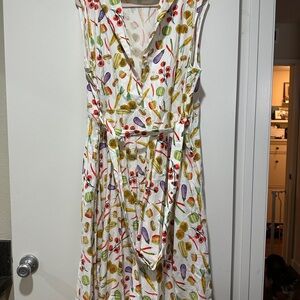 Sleeveless Dress with Fruit Pattern